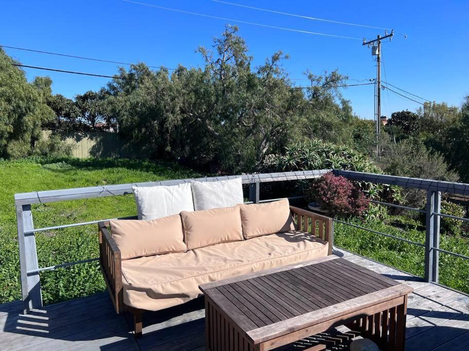 30 Pct Off!! Limited Time! Malibu Charming Getaway With King Bed, Near Beach Extérieur photo